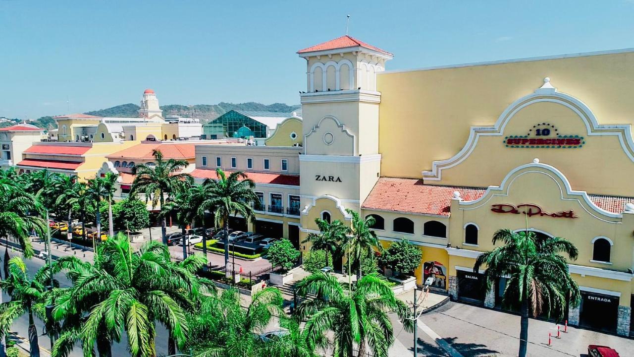 Mega Suite Junto Al San Marino Shopping グアヤキル エクステリア 写真